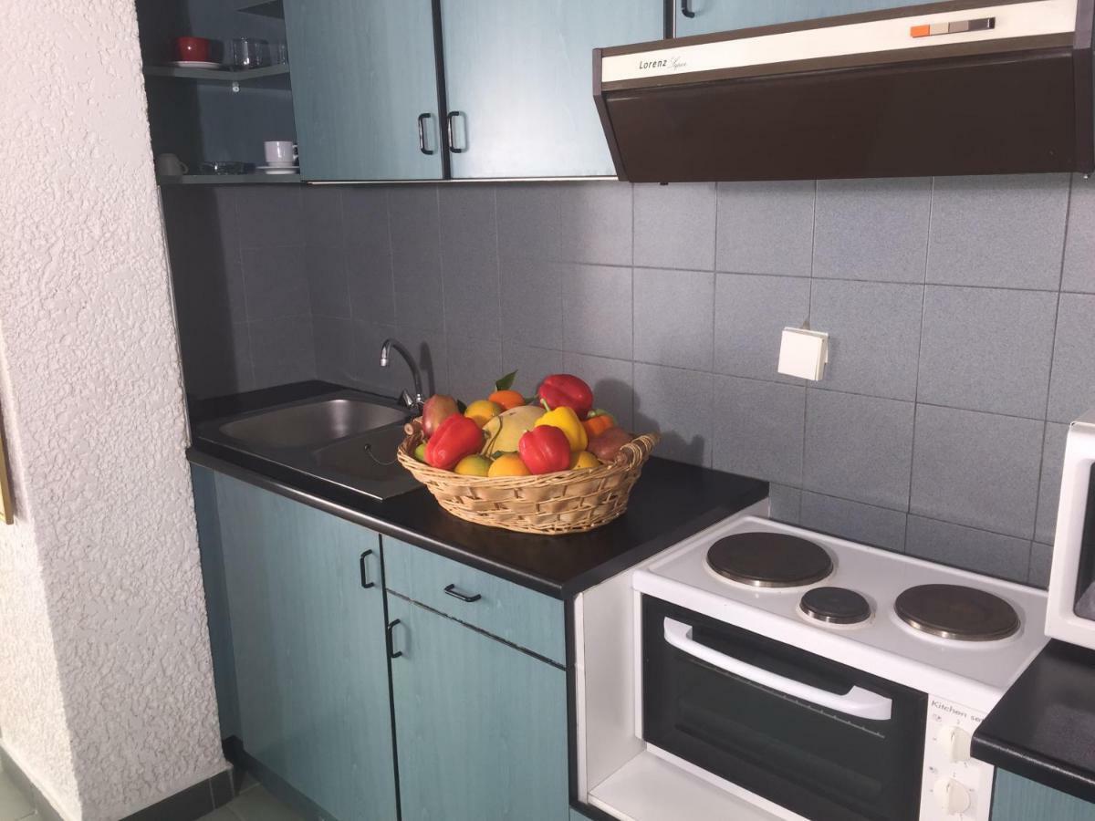 Agali 1 Mesonet In Front Of The Sea Apartment Akrogiali Exterior foto